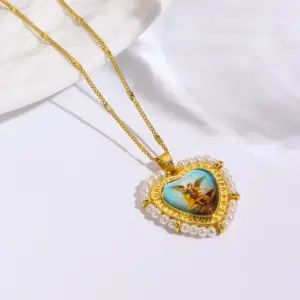 5 plus Necklace / 1 Pcs/pack