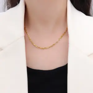 P1120-Golden O-Shaped Square Chain