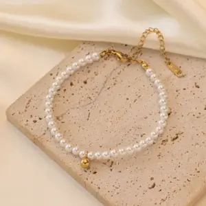 Qye100 Pearl Bracelet / Gold