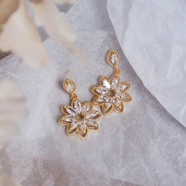 Wholesale Korean Copper Micro-set Zircon Crystal Flower Earrings Female