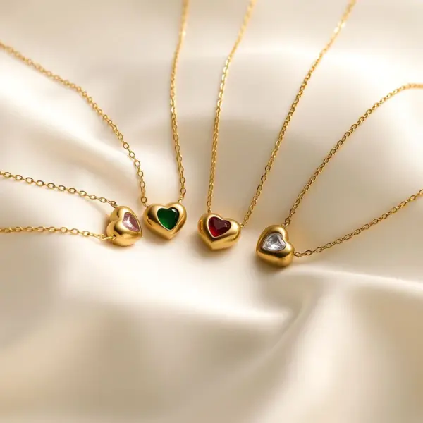 Wholesale 18K Gold Titanium Steel Colorfast Inlaid Zircon Necklace Hot Selling Simple High Sense Pink Diamond Love Heart Necklace