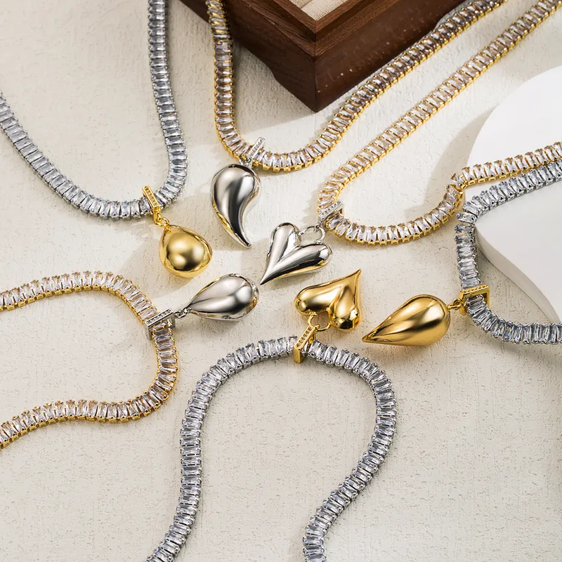 Wholesale Elegant Vintage Style Simple Style Heart Shape Copper 18k Gold Plated Zircon Pendant Necklace In Bulk