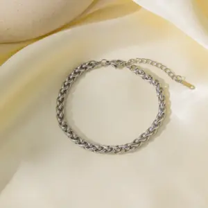 Ae2163 Winding Chain Bracelet / Steel Color