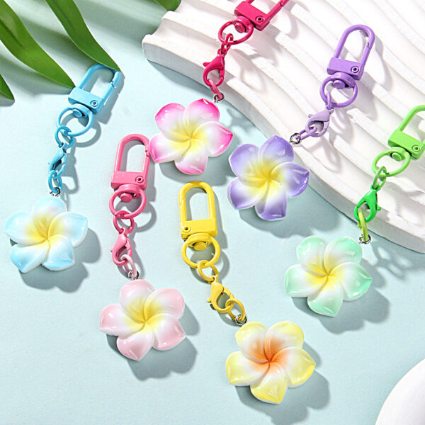 Wholesale Small fresh air key chain pendant two-color spray-painted egg flower children's prize points exchange small gifts