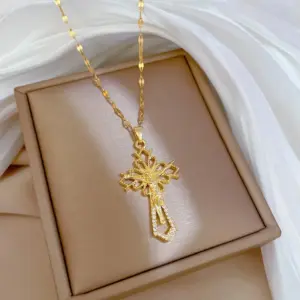 E410 White Titanium Steel Chain Copper Pendant