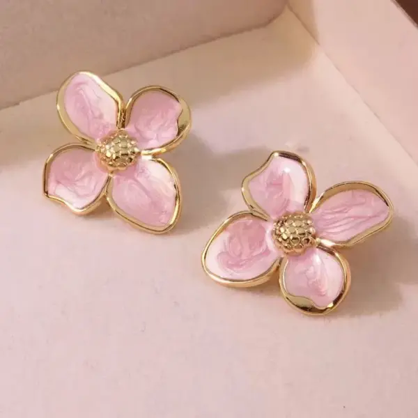 1 Piece Lady Romantic Flower Titanium Steel Earrings Ear Studs