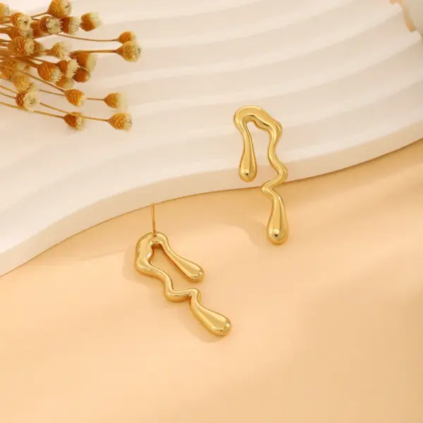 Wholesale 1 Pair Casual Simple Style Streetwear Waves Heart Shape Flower Plating 304 Stainless Steel Ear Studs