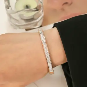 6mm Rose Gold Clay Bracelet (Never Fade)