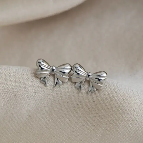 Wholesale PVD Coated Real Gold Plated 18K Gold Bow Knot 304 Stainless Steel Vacation Simple Style Waterproof Non Tarnish Ear Studs