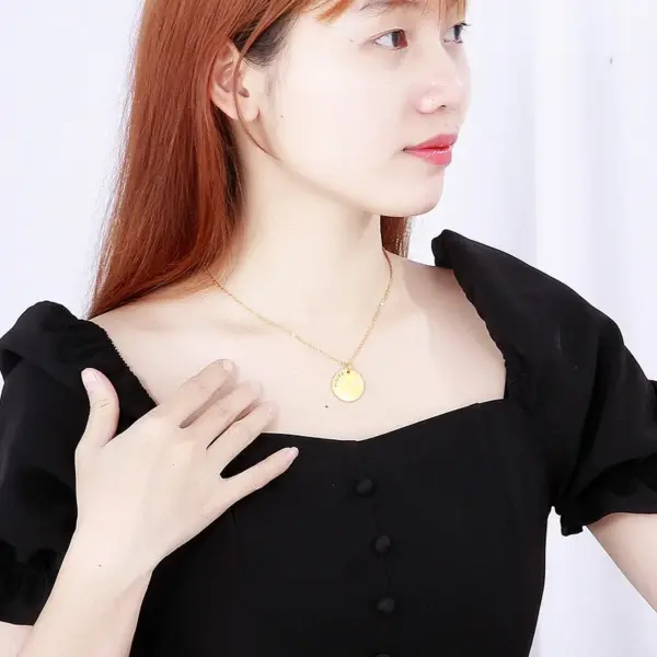 Wholesale Foreign Trade New Fashion 12 Constellation Necklace Europe And America Creative Diamond Titanium Steel Necklace Ornament Wholesale
