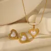 Wholesale Jewelry French Style Romantic Simple Style Red Heart Solid Color 304 Stainless Steel 18K Gold Plated Bracelets Jewelry Set