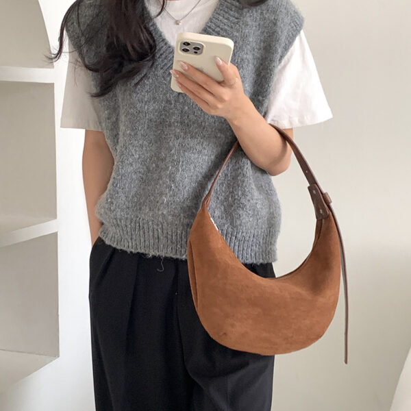 Wholesale Korean Style All-match Simple Suede Portable Dumpling Bag 2024 Autumn and Winter Women's Elegant Suede Underarm Crescent Bag