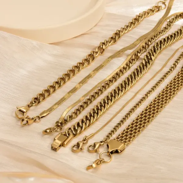 304 Stainless Steel Solid Color Electroplated 18K Real Gold Plated Simple Style Waterproof Non Tarnish Plating Bracelets