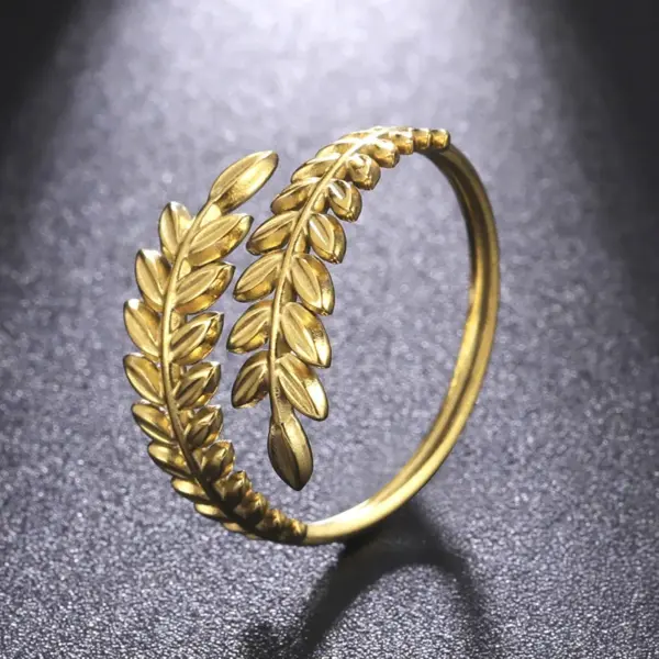 Wholesale 18K Gold Plated 316 Stainless Steel PVD Coated Pentagon Leaves Waterproof Non Tarnish Simple Style Open Rings For Women's