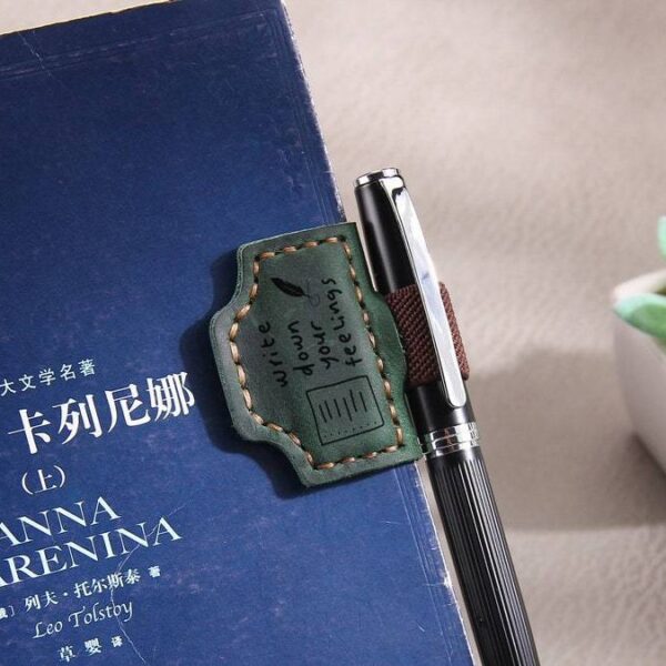 oly-99019dd7ac6485b96ba59aceada4fe87 Wholesale Magnetic Bookmarks Can Holiday Gift Book Clips man made leather