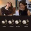 Wholesale French Mosquito Coil Disc Pearl Ear Clip for Women Without Pierced Ears High-End Retro Earrings 925 Sterling Silver Small Light Bulb Ear Bone Clip