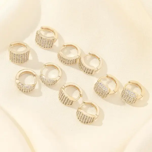 Wholesale 1 Pair Simple Style Shiny Geometric Inlay Copper Zircon Gold Plated Earrings