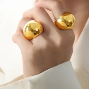 304 Stainless Steel Solid Color PVD Coated 18K Gold Plated Real Gold Plated Casual Simple Style Waterproof Non Tarnish Plating Gold Silver Rings