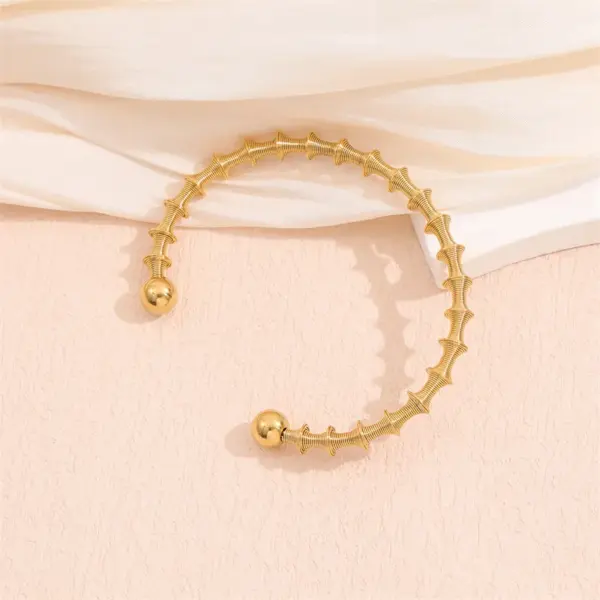 Wholesale 201 Stainless Steel Solid Color Vacuum Plating 18K Gold Plated 18K Gold Simple Style Box Chain Gold Silver Bracelets