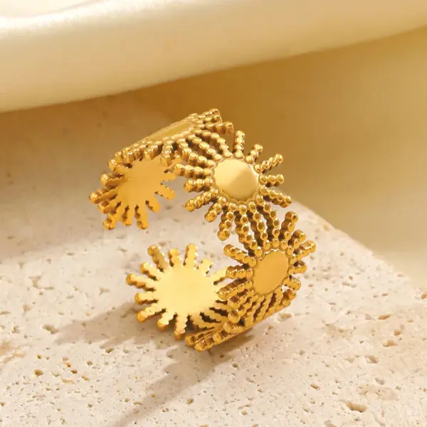 Wholesale Ion Plating (IP) 18K Gold Plated Sun 304 Stainless Steel Vintage Style Waterproof Non Tarnish Open Rings