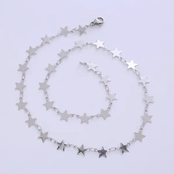 PVD Coated 18K Gold Plated Star 304 Stainless Steel Simple Style Waterproof Non Tarnish 304 Stainless Steel Choker