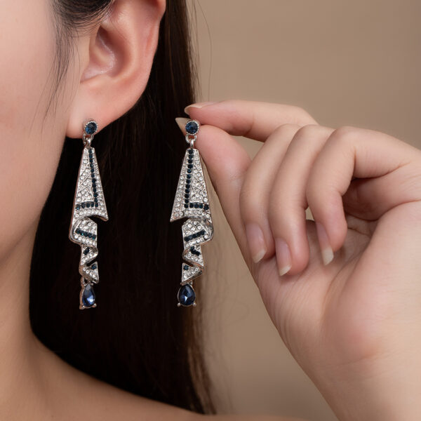 Wholesale Heavy-duty retro silk ethnic style earrings