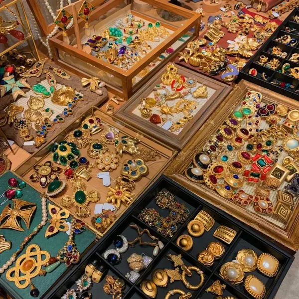 1 Pair Classical Lady Cross Enamel Plating Inlay Copper Ear Studs