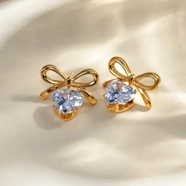Wholesale 304 Stainless Steel Heart Shape Bow Knot PVD Coated Zircon Real Gold Plated 18K Gold Elegant Sweet Waterproof Non Tarnish Inlay Ear Studs