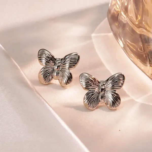 Wholesale 1 Pair Sweet Classic Style Butterfly Butterfly 304 Stainless Steel Imitation Gold Electroplating Ear Studs