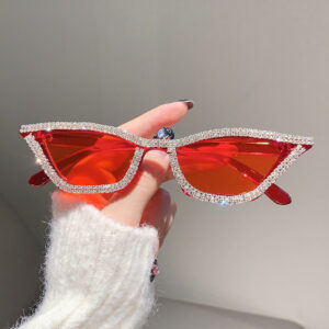 red frame red sheet white diamond