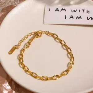 Bracelet / Gold