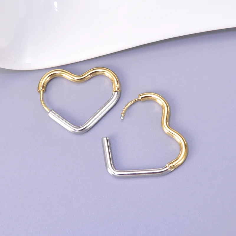 Wholesale PVD Coated Real Gold Plated 18K Gold Heart 304 Stainless Steel Titanium Steel Waterproof Non Tarnish Earrings