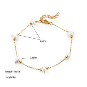 【XKB2235】 Triangle Pearl Bracelet / Gold