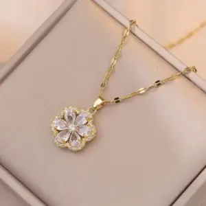 X0967 Gold and White