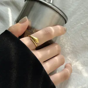 A25J / Adjustable Opening