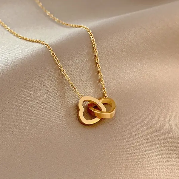 201 Stainless Steel 304 Stainless Steel Heart Shape Ion Plating (IP) Stone-Free 18K Gold Plated Simple Style Waterproof Non Tarnish Regular Chain Silver Pendant Necklace