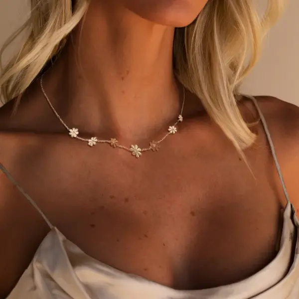 18K Gold Plated Daisy Stainless Steel Sweet Simple Style 304 Stainless Steel