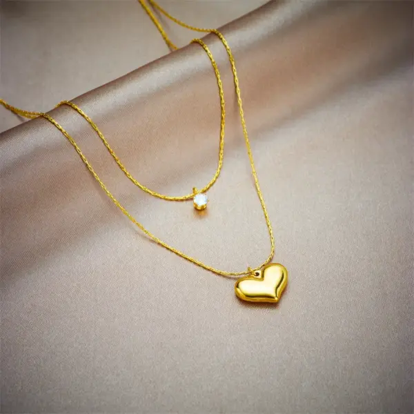 Wholesale Jewelry Basic Heart Shape 304 Stainless Steel Rhinestones 18K Gold Plated Gold Plated Stainless Steel Necklaces
