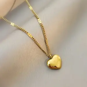8215 Heart Necklace / Gold