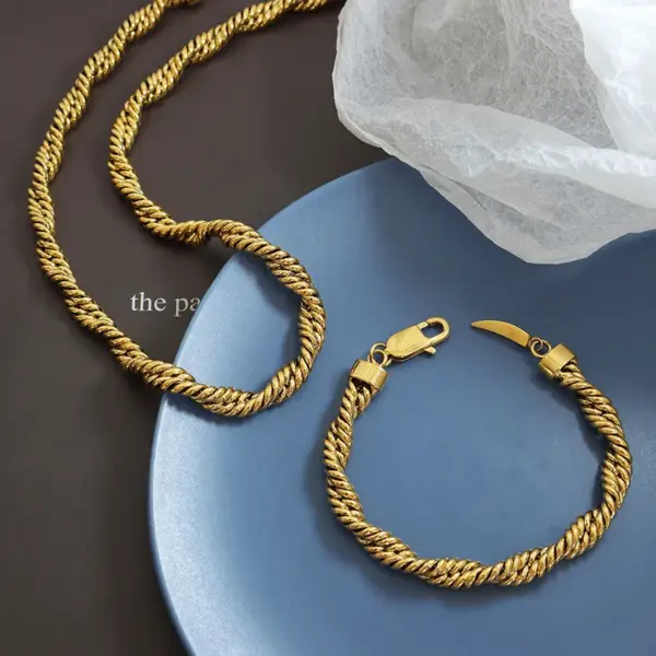 Wholesale PVD Coated Real Gold Plated Twist Titanium Steel Simple Style Waterproof Non Tarnish Bracelets Necklace