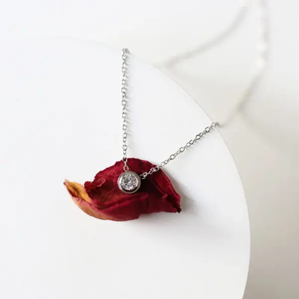 Wholesale PVD Coated Real Gold Plated 18K Gold Round 304 Stainless Steel Simple Style Waterproof Non Tarnish 304 Stainless Steel Pendant Necklace