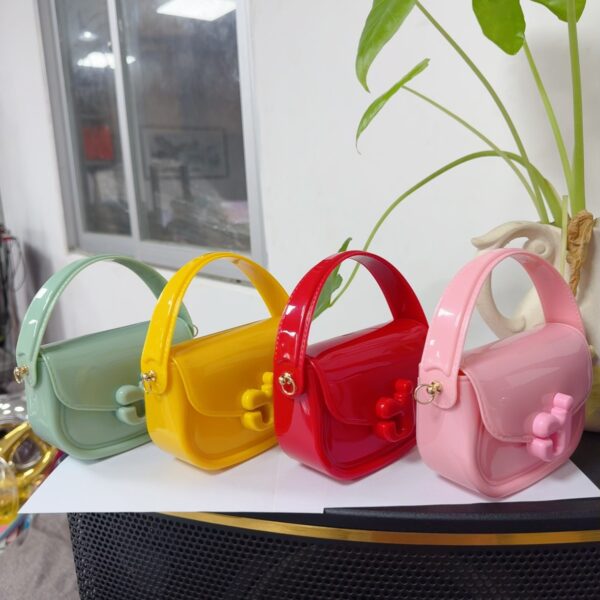 oly-9b4b3462d3bb4da350a59b85c70bfeac Wholesale 2025 Cross-Border New Hot Selling J Letter Jelly Bag Satchel One-Shoulder Cross-Body Kidsren's Bag Pvc Bag Coin Purse