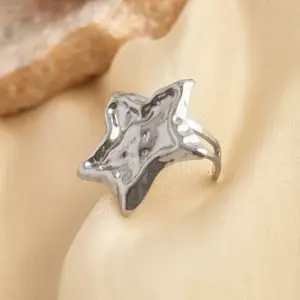 Silver / One Size