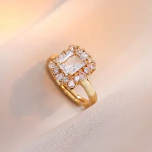 J0246 Square Ring