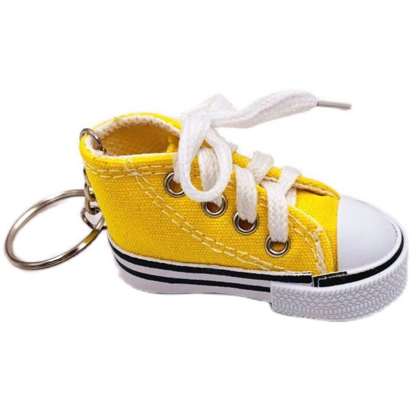 Wholesale Mini Simulation Canvas Shoes Keychain Pendant Sports Shoes Luggage Car Personalized Pendant Creative Gift