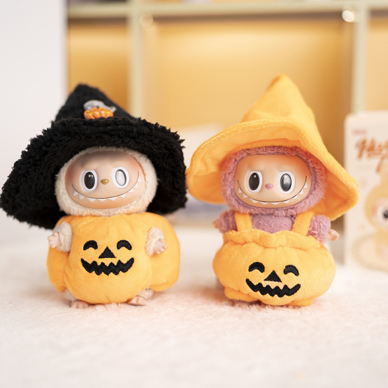 Wholesale Doll clothes keychains, hats, pumpkin costumes, and ess- toys.
