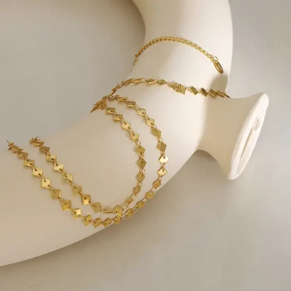 Wholesale Simple Style Rhombus Stainless Steel Waterproof Non Tarnish PVD Coated Real Gold Plated Women'S Anklet