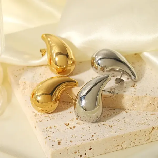 PVD Coated Real Gold Plated 18K Gold Water oplets 304 Stainless Steel Simple Style Waterproof Non Tarnish Ear Studs