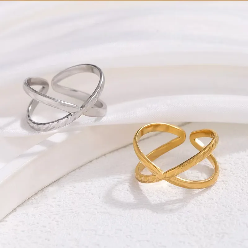 Wholesale PVD Coated Real Gold Plated Solid Color Stainless Steel Simple Style Waterproof Non Tarnish Open Ring