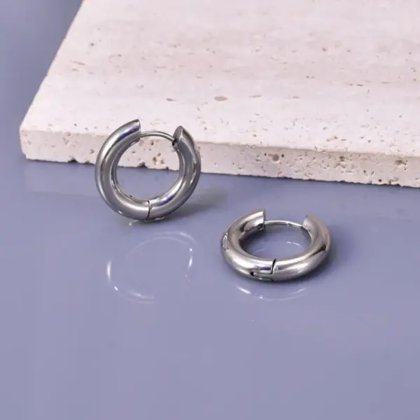 304 Stainless Steel Geometric Ion Plating (IP) 18K Real Gold Plated 18K Gold Simple Style Commute Waterproof Non Tarnish Gold Earrings